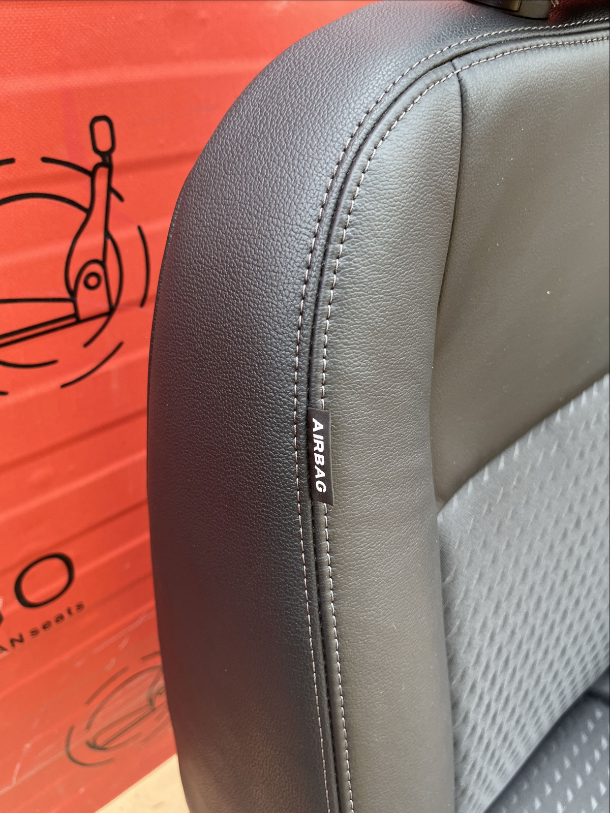 Fotel kierowcy i pasażera Ford Transit Custom SPORT skóra DYNAMO podgrzewane Airbag