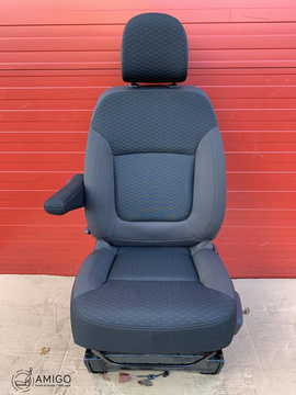 Seat UK passenger | EU driver Fiat Talento Renault Trafic Vauxhall Vivaro NV300 armrest base