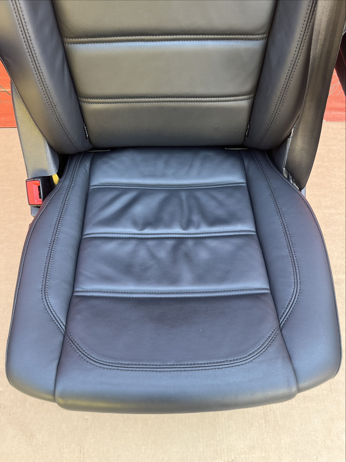 Seat VW T6 Multivan Caravelle black leather titan swivel rear t5