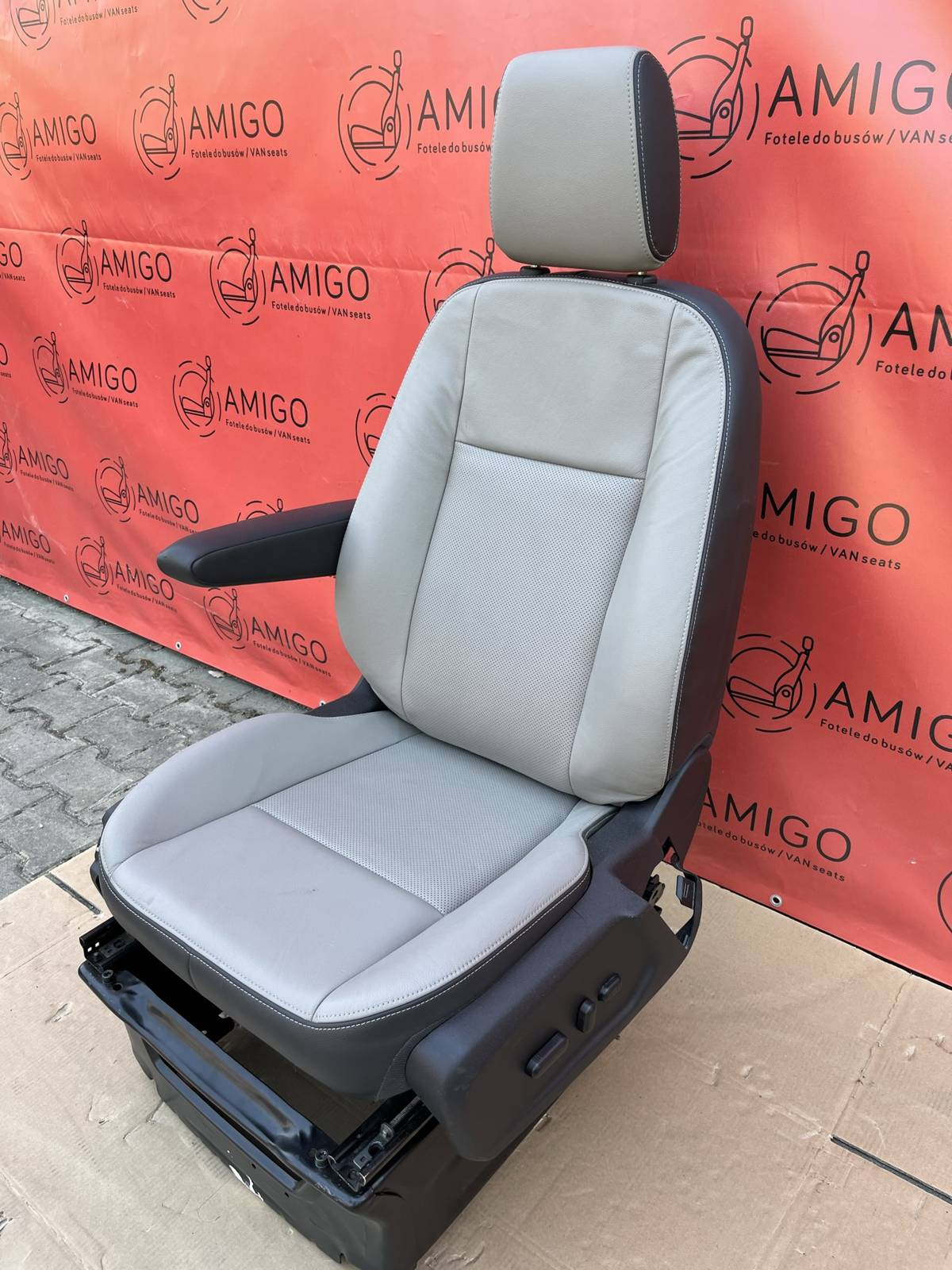 Fotel kierowcy Transit Custom Limited Torino Skóra 2013-22