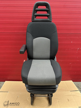Iveco Daily 2006-2014 Fahrersitz Sitz Vorne Links Luftfederung Armlehne