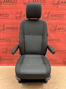 Fotel przód kierowcy grzany airbag BRICKS VW T5 T6.1