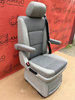 Sitz VW T6 Multivan Caravelle Pandu grau Einzel hinten T5 nicht drehbar