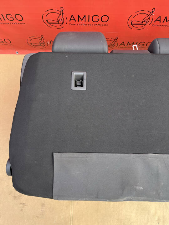 Sitzbank Dreifachsitz hinten VW T6 70 Jahre Bulli Visitamo Multivan Caravelle T5