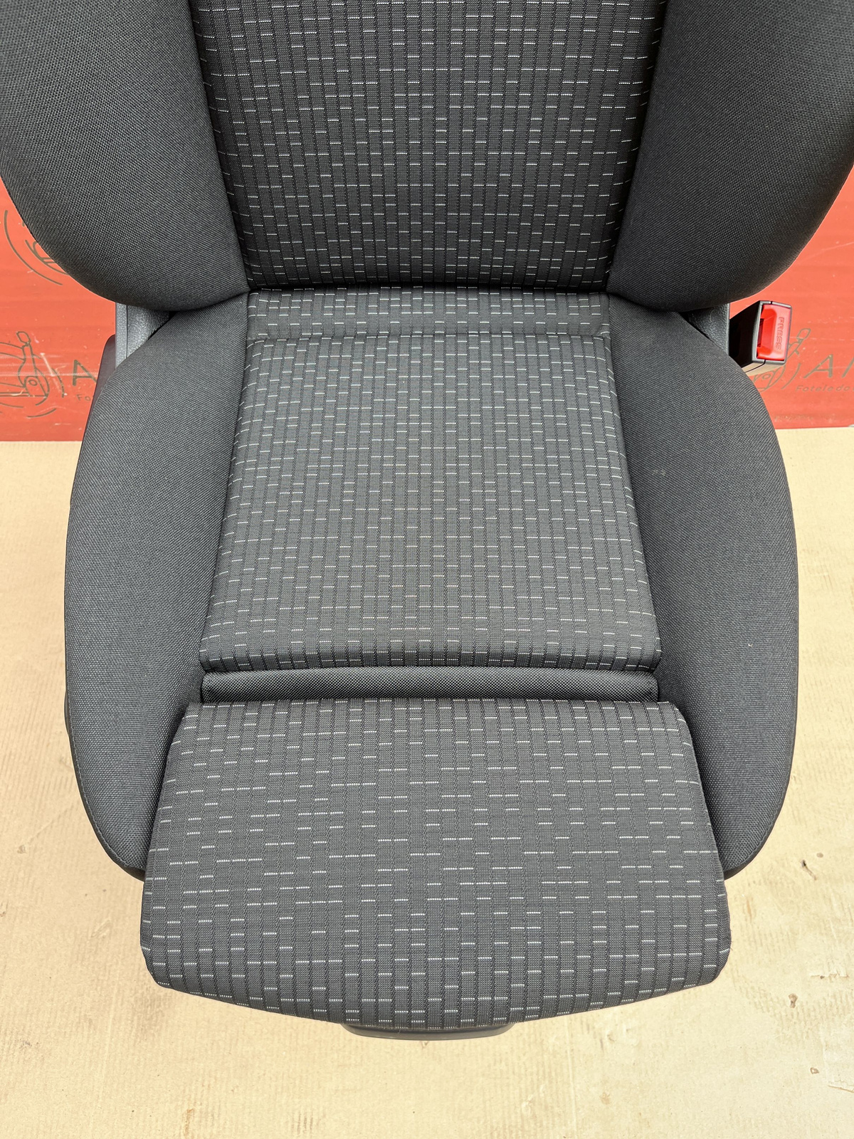 Fotel przód pasażera pneumatyczny Mercedes Sprinter W907 Caluma