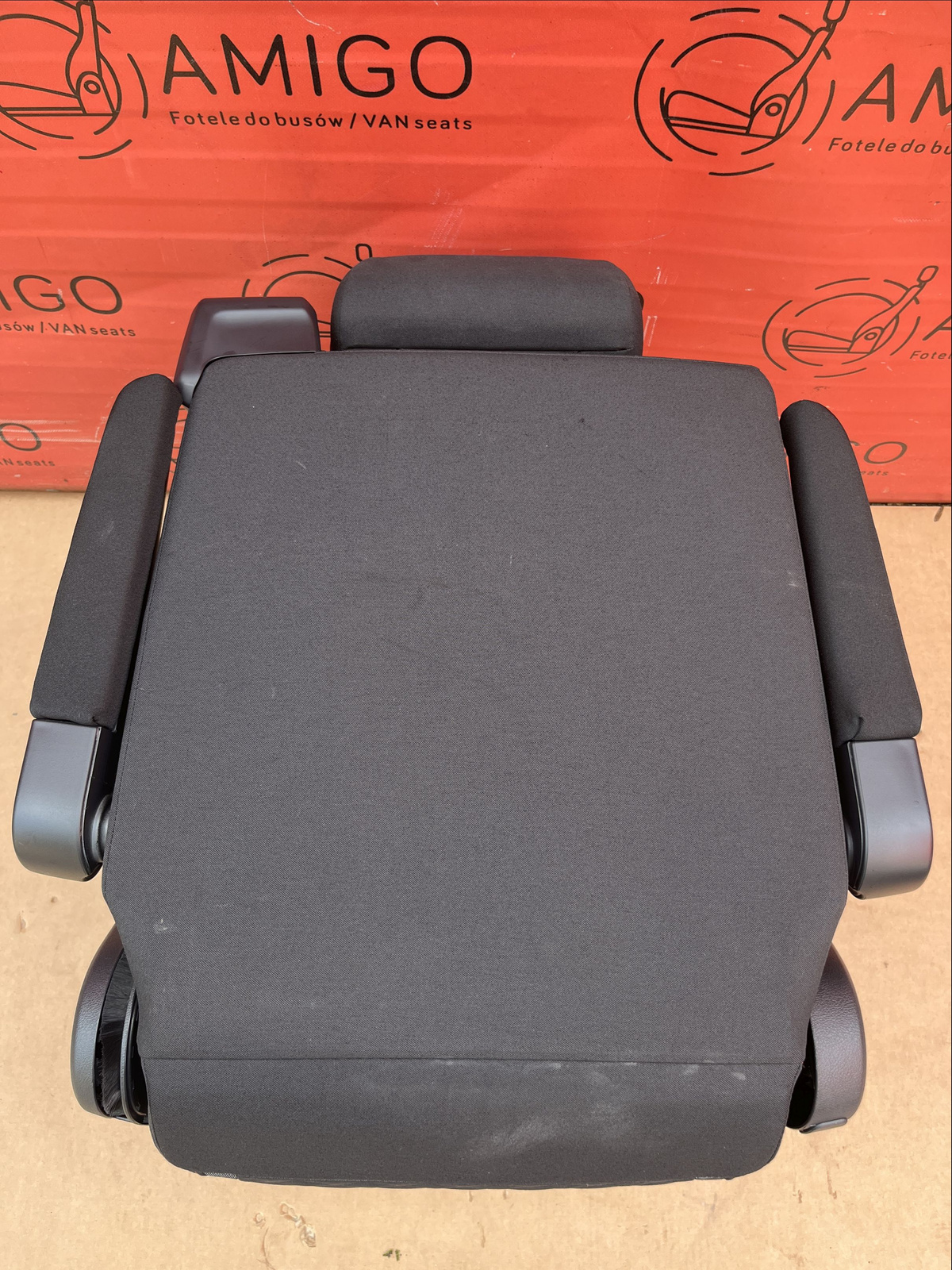 VW T6 T6.1 Drehsitz Multivan Sitz Hinten Einzelsitz Schwarz titan JOIN T5 mit Kindersitz