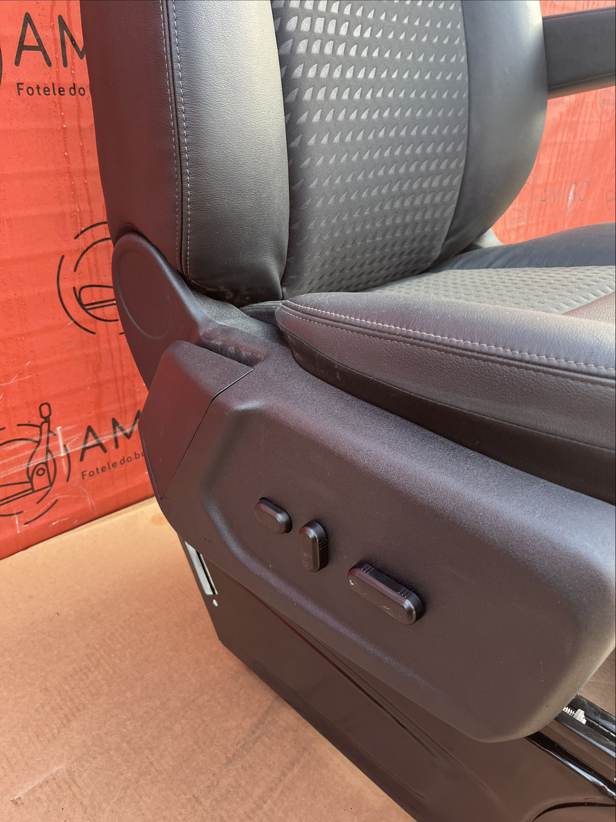 Ford Transit Custom SPORT EU passenger seat | UK driver seat DYNAMO leather electric heated Airbag