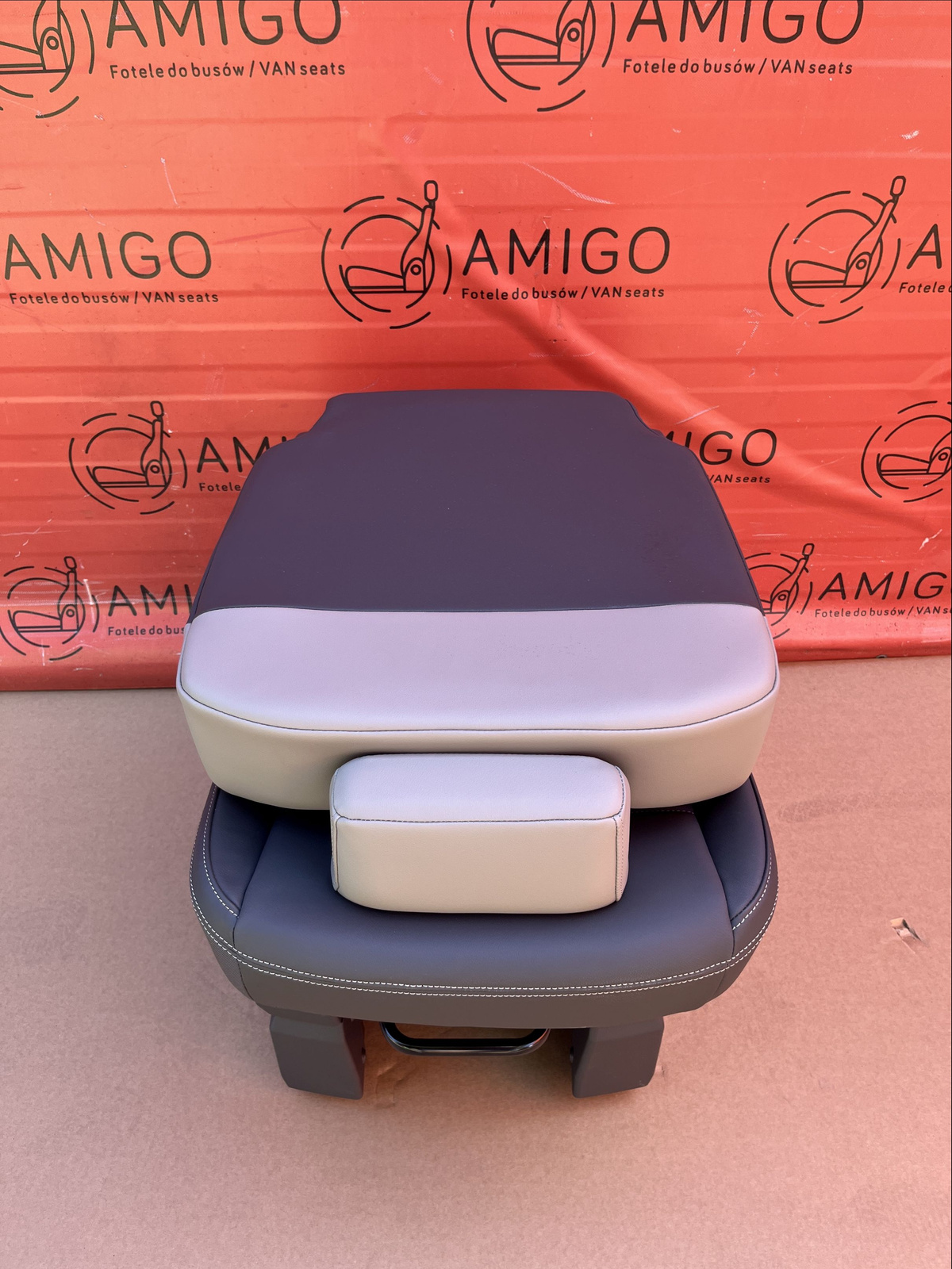 Seat NEW VW Multivan single T7 leather Savona Left