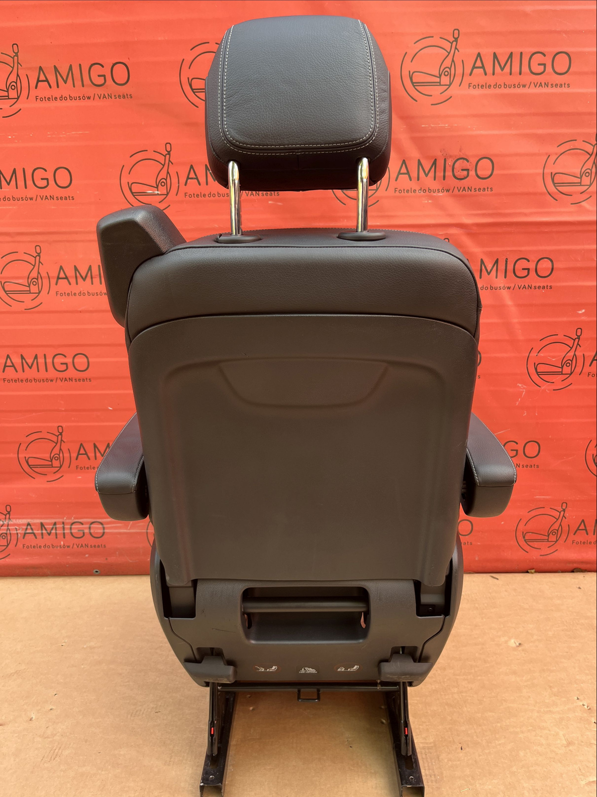 Seat single rear Mercedes V-class W447 Leather Lugano Black