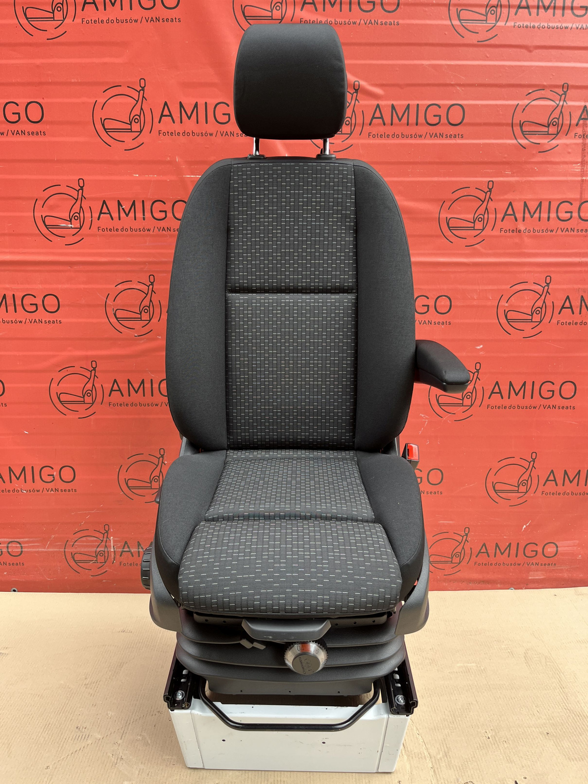 Fotel przód pasażera pneumatyczny Mercedes Sprinter W907 Caluma