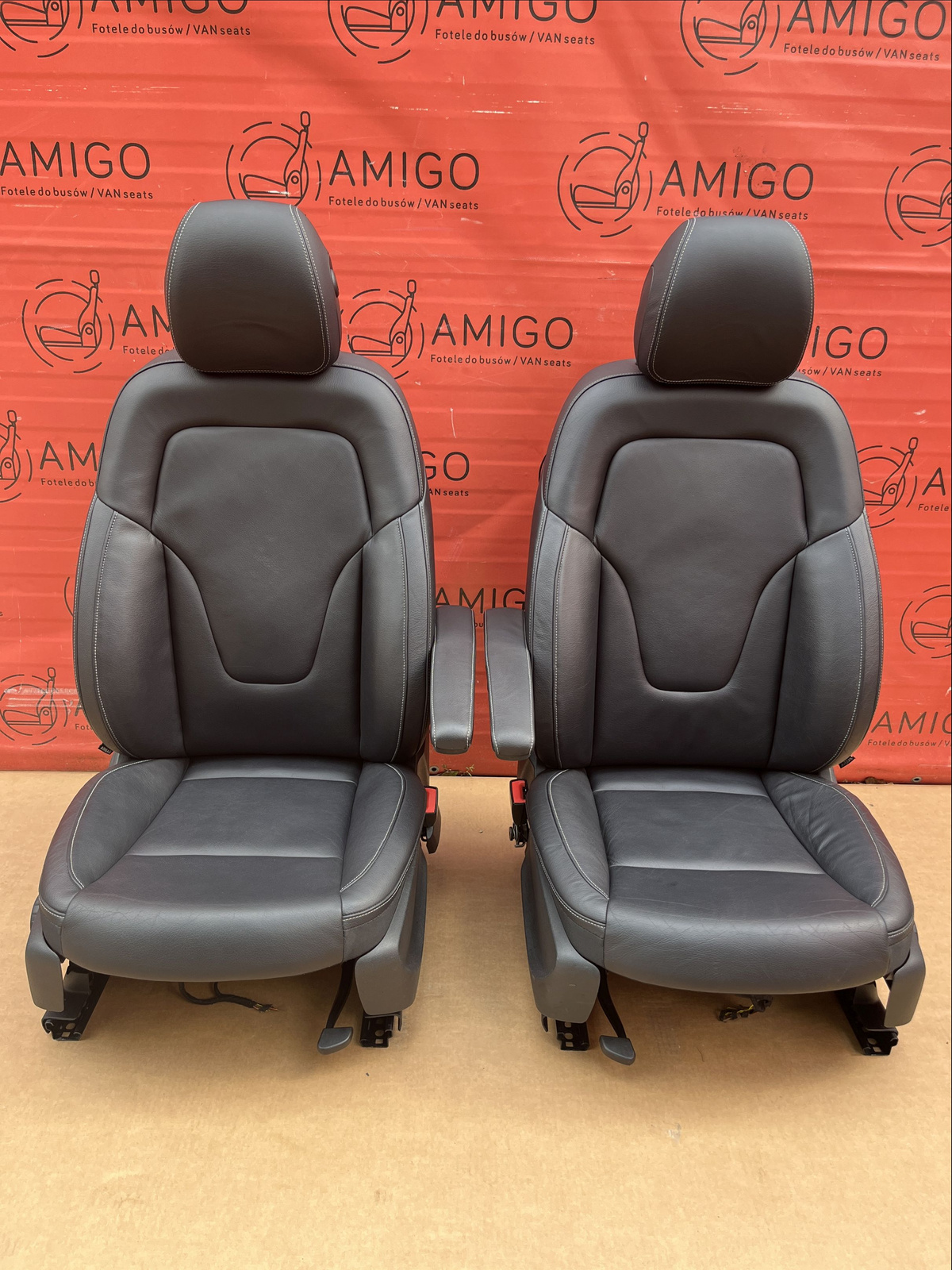 Front Seat Mercedes Vito W447 driver passenger 2014-2024 armrests Lugano Leather