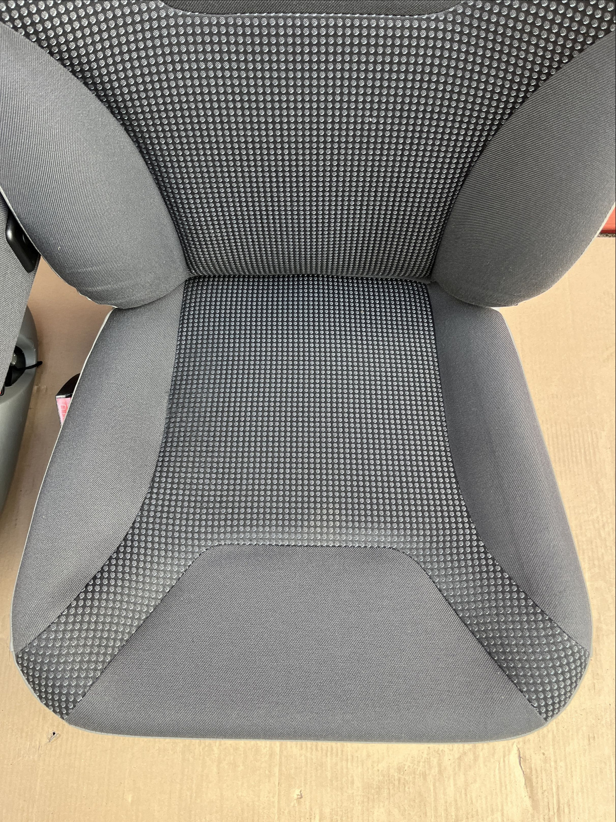 Seat driver passenger Renault Trafic Vauxhall Vivaro Nissan Primastar 2001-2014