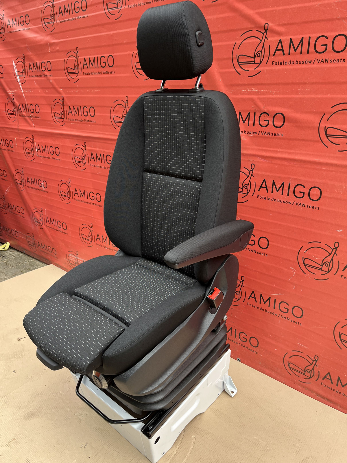 Fotel przód pasażera pneumatyczny Mercedes Sprinter W907 Caluma