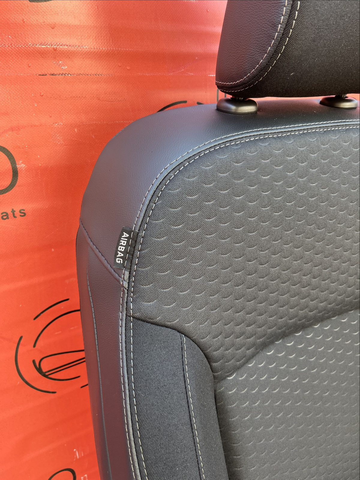 Fotel pasażera airbag grzanie Opel Vivaro B Trafic Talento NV300