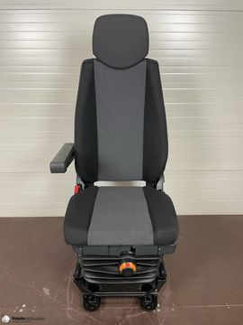 Opel Movano Renault Master NV400 Fahrersitz Sitz Armlehne Luftgefedert