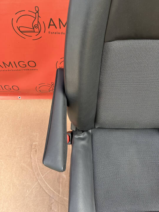 Fotel kierowcy Vivaro Proace Traveller Expert Dispatch Scudo Podgrzewany poduszka powietrzna