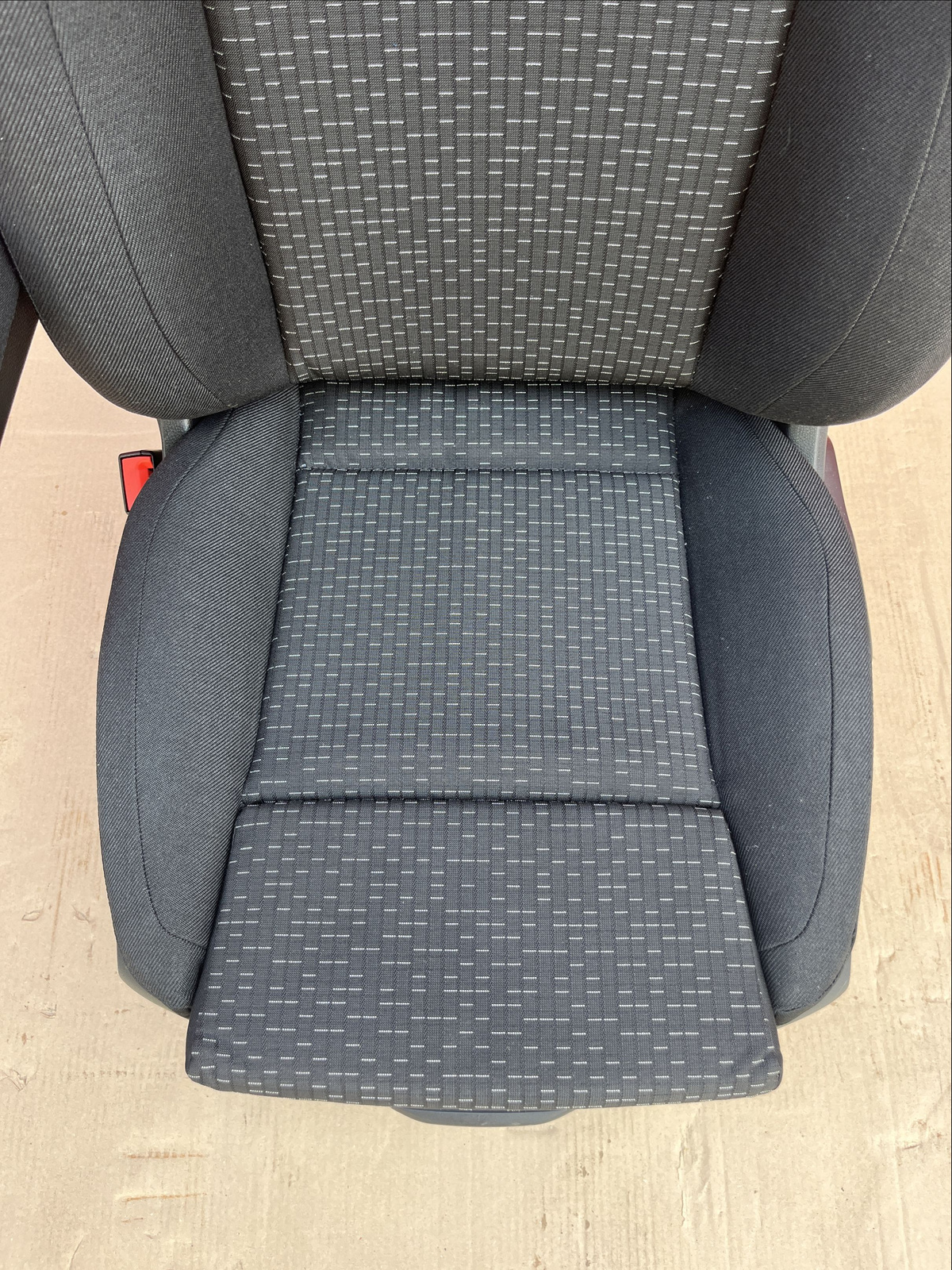 Seat Mercedes Vito W447 UK passenger | EU driver armrest adjustments CALUMA