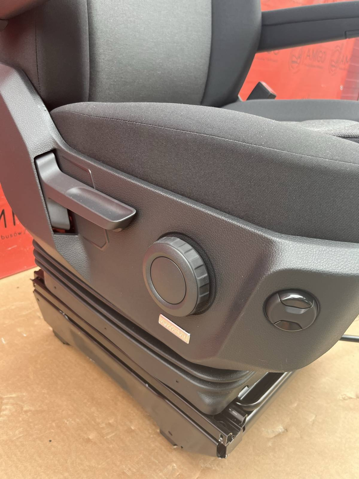 Fotel przód pasażera pneumatyczny ErgoComfort VW Crafter II MAN TGE 2016-25