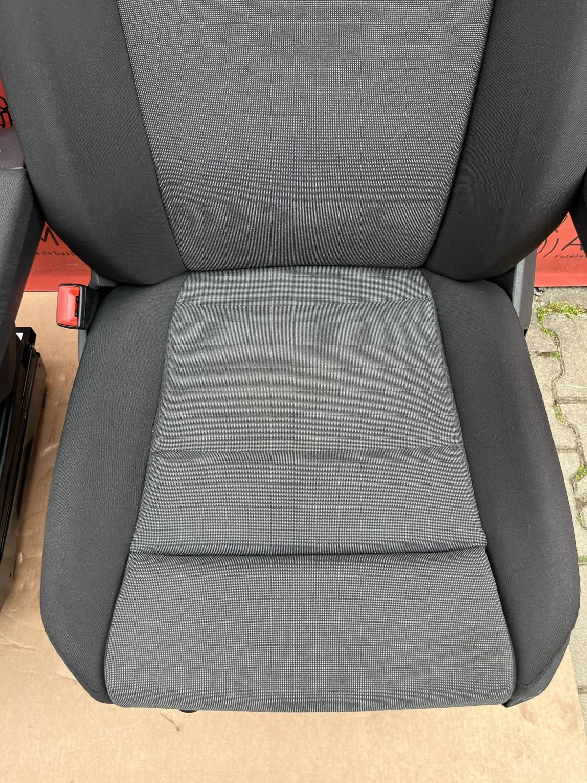 VW Crafter II MAN TGE 2016-2025 Fahrer Beifahrersitz Sitze Armlehne Luftgefeder ErgoComfort