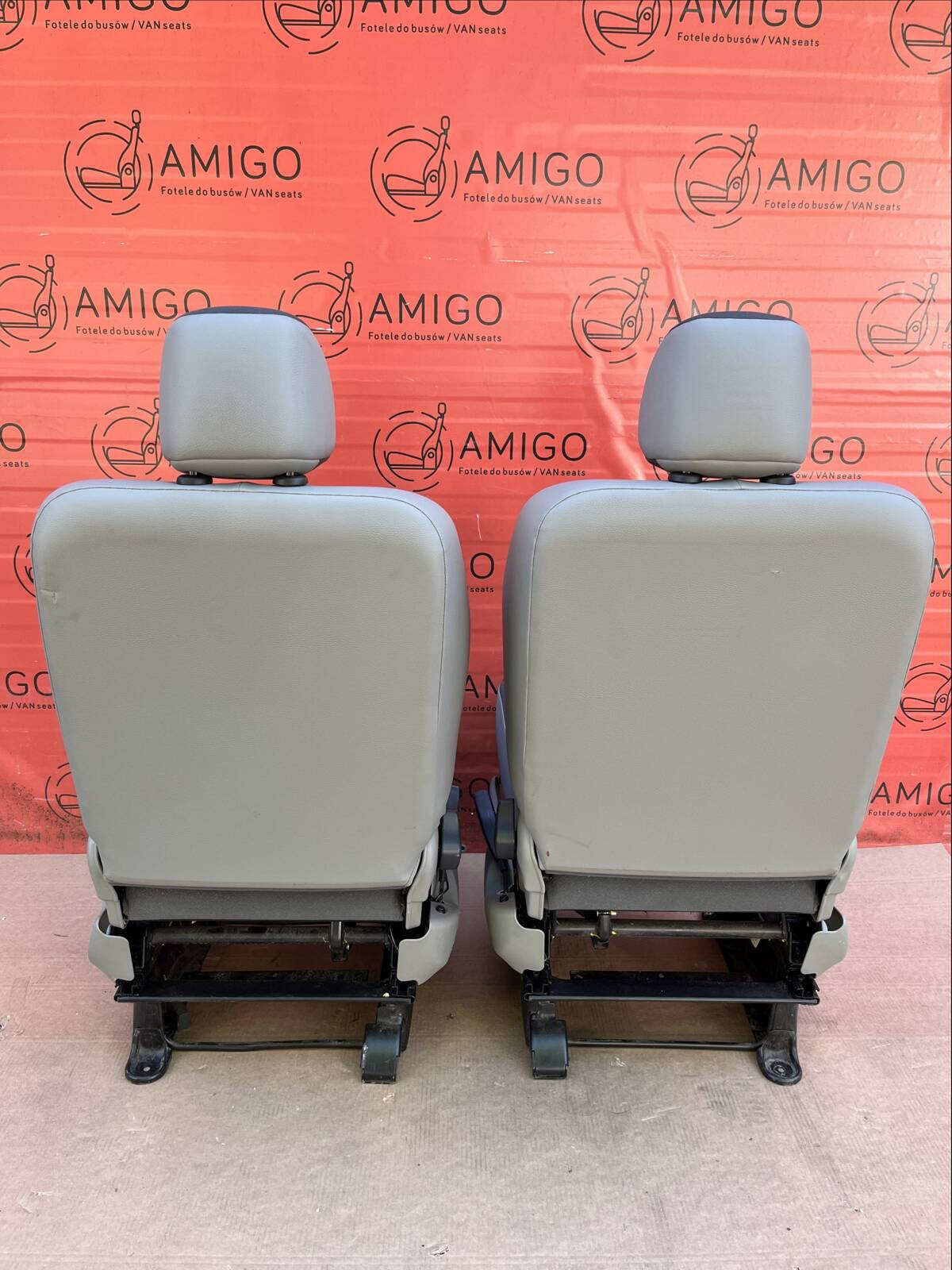 Seat driver passenger Renault Trafic Vauxhall Vivaro Nissan Primastar 2001-2014