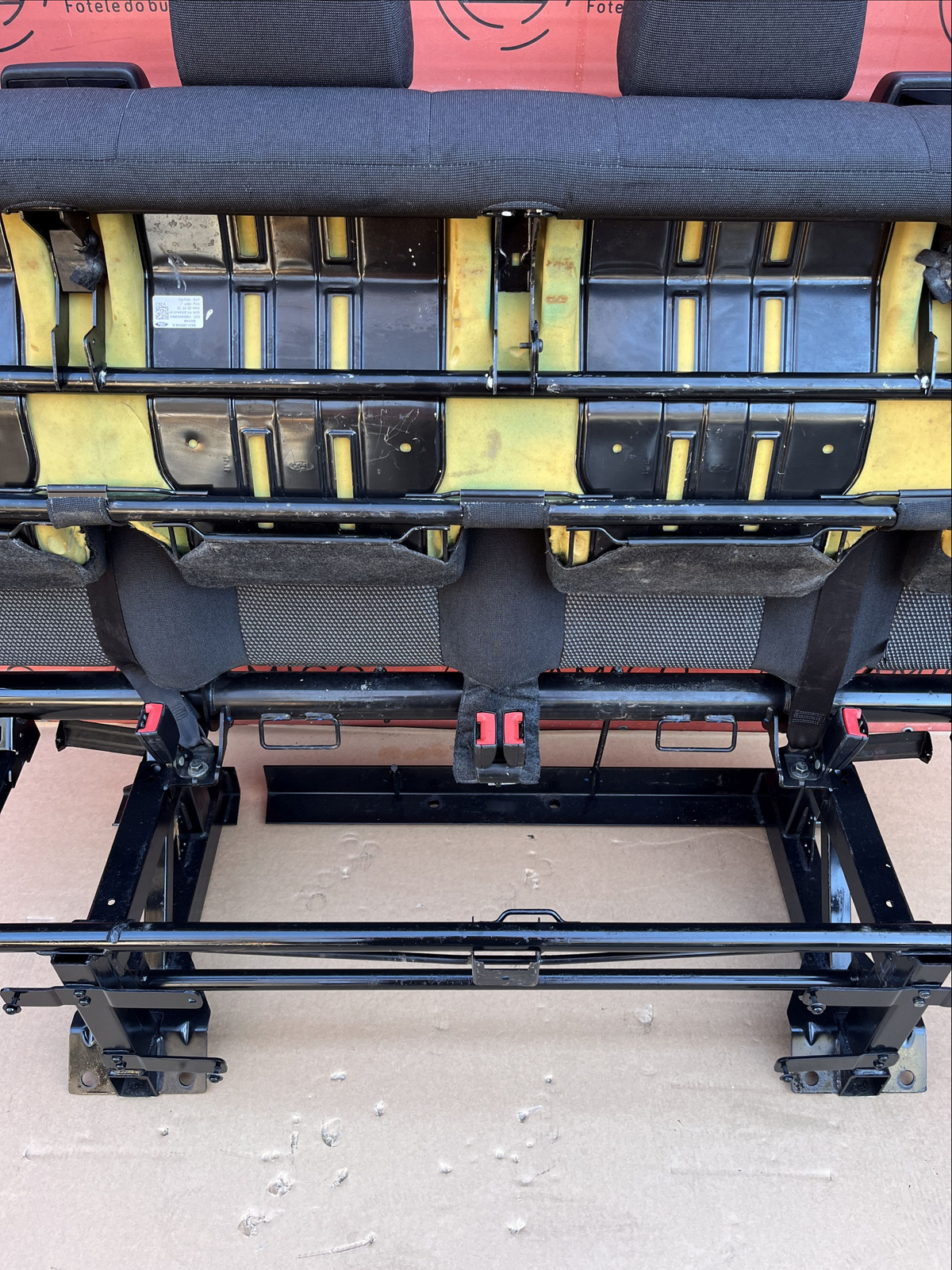 Ford Transit MK8 4 seat bench passenger compartment seat isofix Traxon DOKA