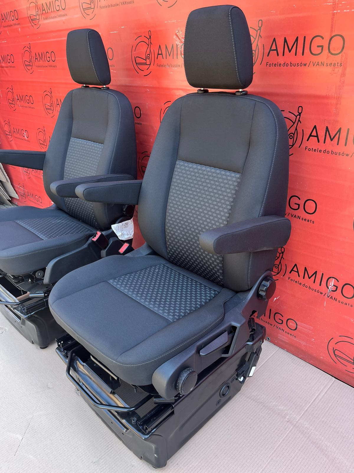 Fotel Transit & Custom kierowcy pasażera obrotowy 2012-2024 Capitol Kamper