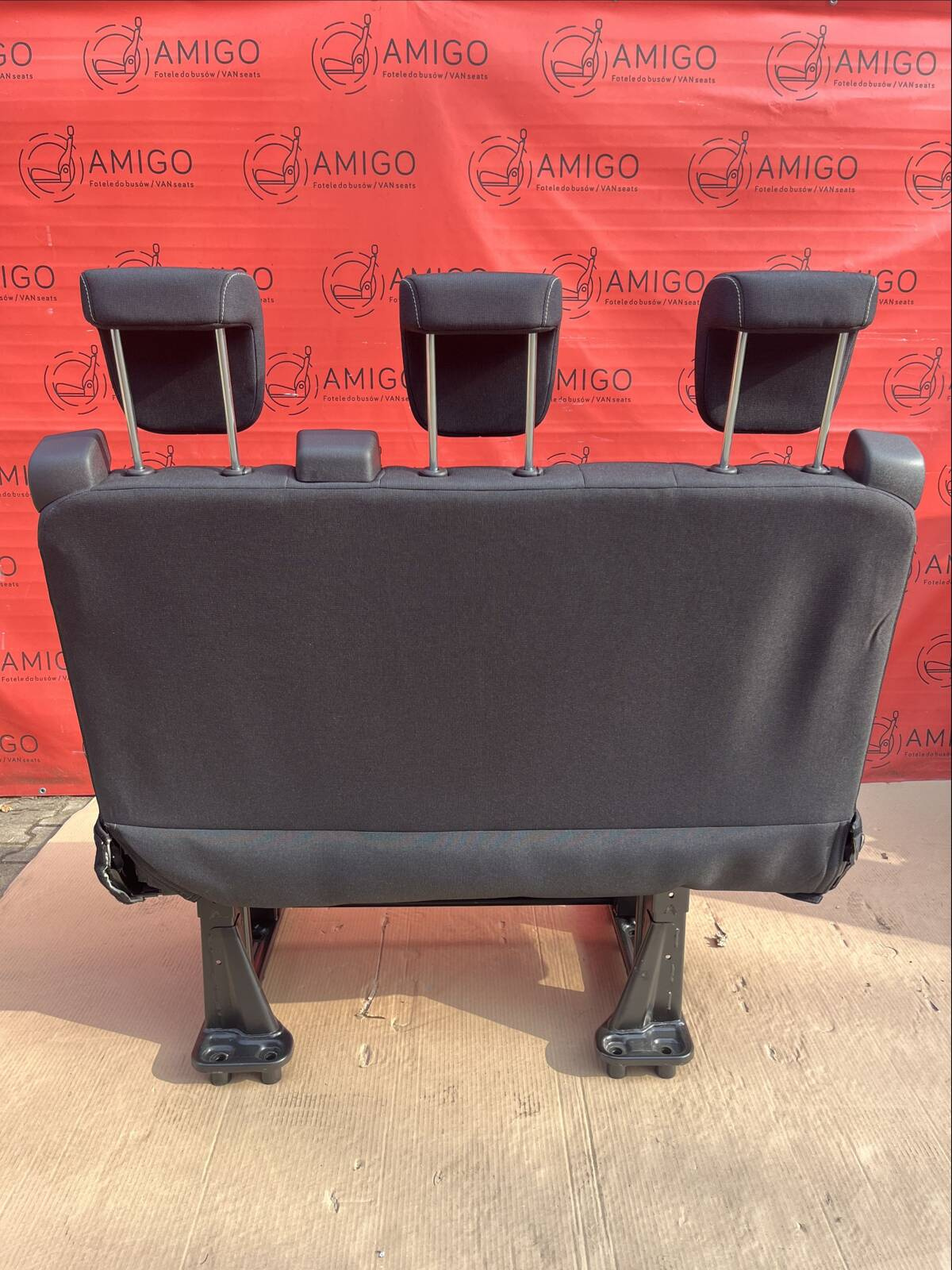 Fotel Ford Transit Custom ECKO kanapa potrójna tylna Shuttle 4 rząd